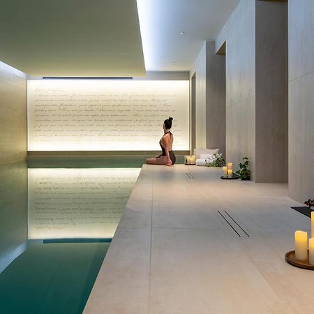 Hotel & Spa Napoleon Fontainebleau Bagian luar foto