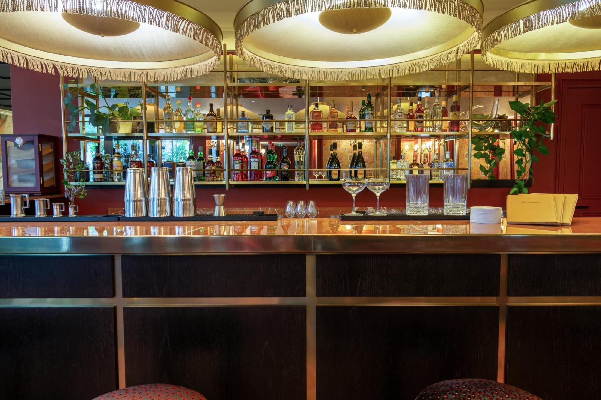 Hotel & Spa Napoleon Fontainebleau Bagian luar foto