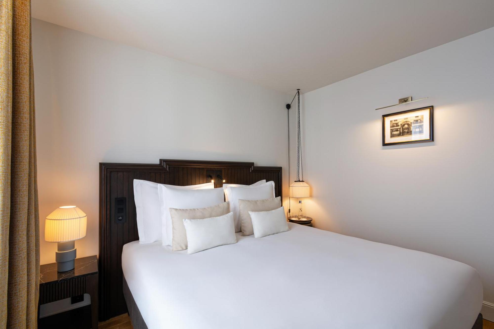 Hotel & Spa Napoleon Fontainebleau Bagian luar foto