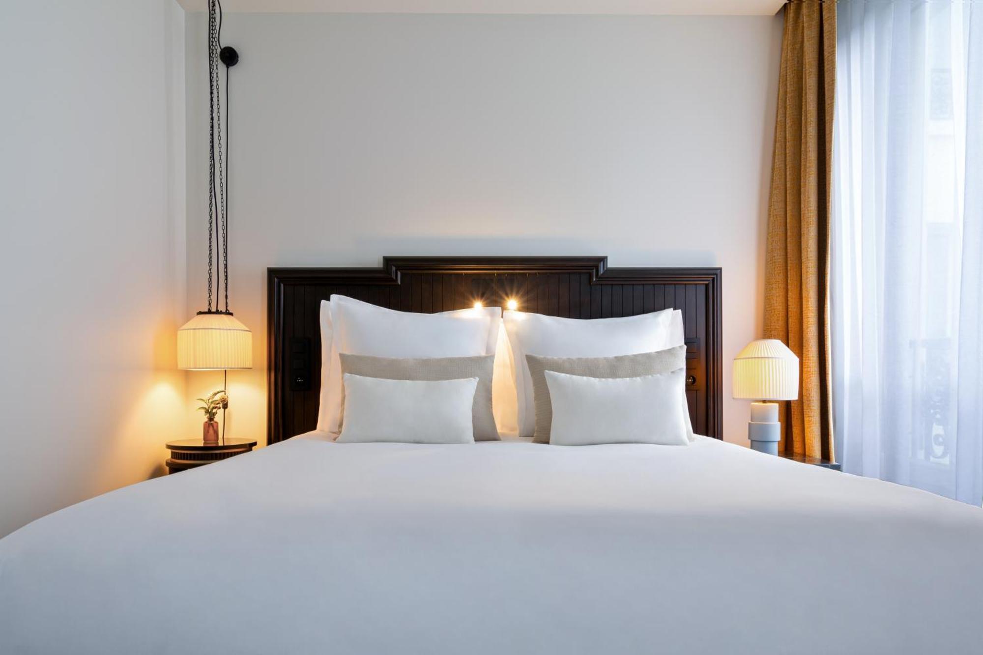 Hotel & Spa Napoleon Fontainebleau Bagian luar foto