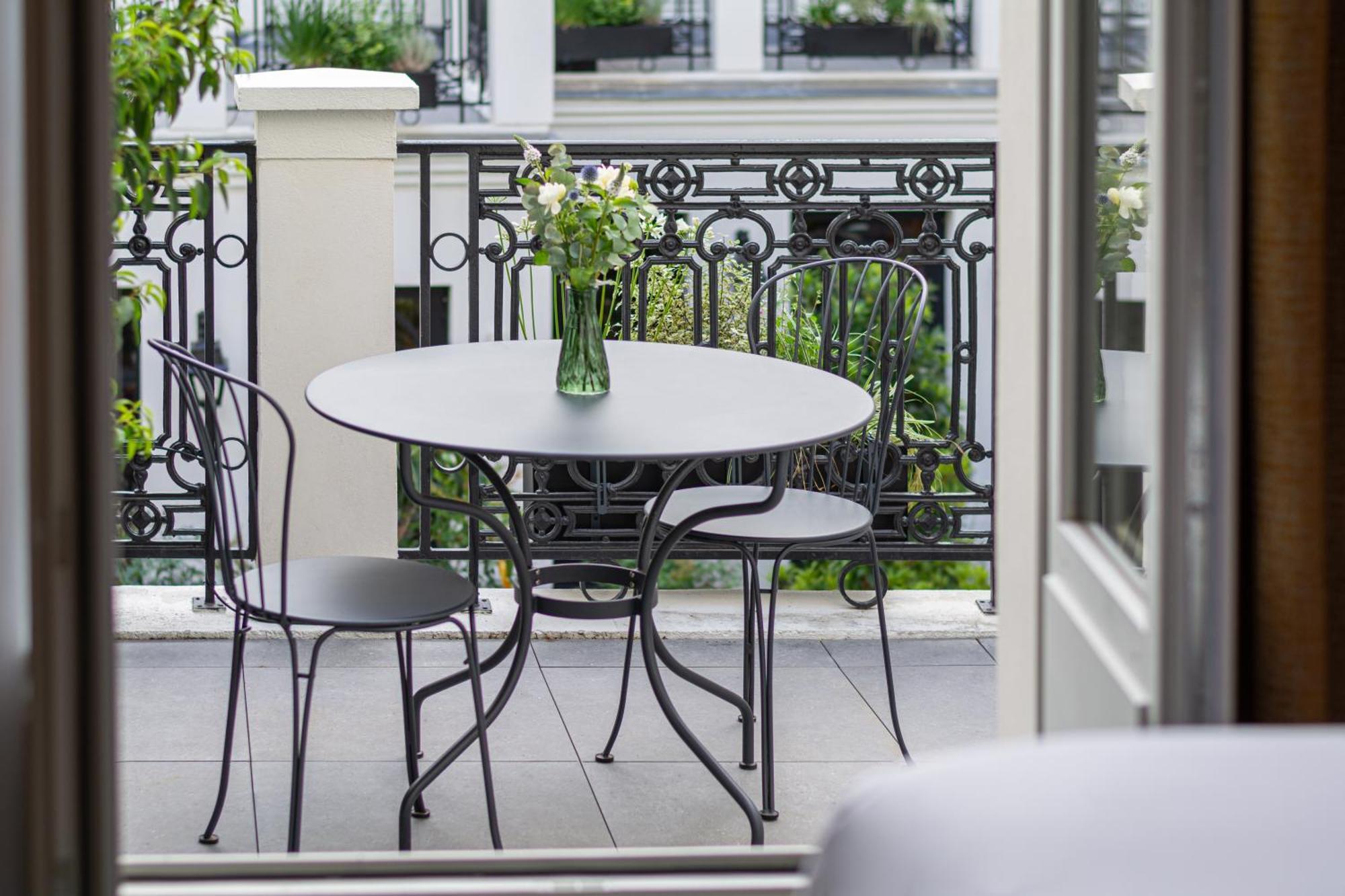 Hotel & Spa Napoleon Fontainebleau Bagian luar foto