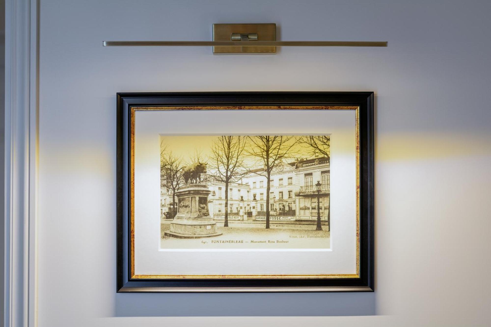 Hotel & Spa Napoleon Fontainebleau Bagian luar foto