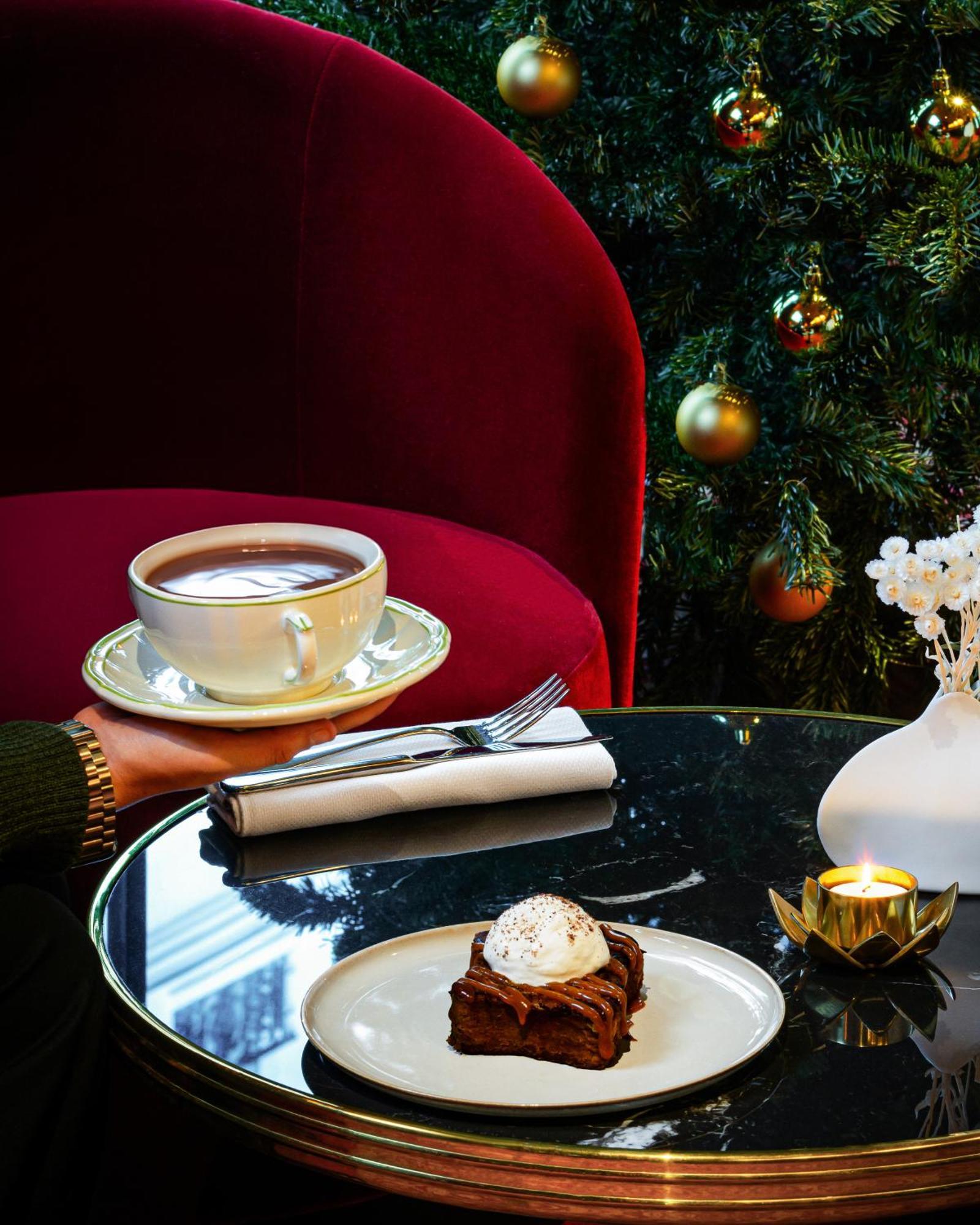 Hotel & Spa Napoleon Fontainebleau Bagian luar foto
